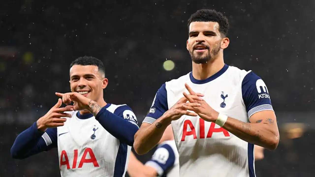 بداية تصحيح المسار.. تصريحات سولانكي بعد فوز توتنام على دورتموند بالدوري الإنجليزي